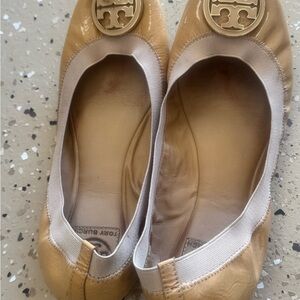 Tory Burch Beige/Tan Logo Ballet Flats